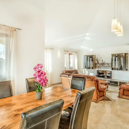 Ulika-2 By Interhome Апартаменты Тар