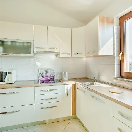 Ulika-2 By Interhome Тар