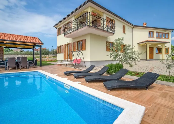 아파트 Ulika-2 By Interhome *