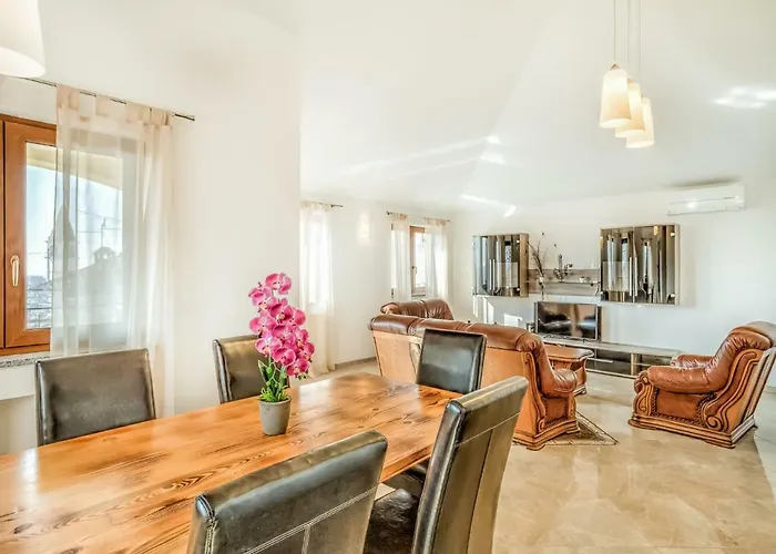 Ulika-2 By Interhome Appartement Tar-Vabriga