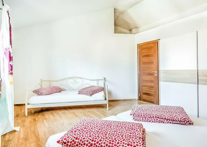 Ulika-2 By Interhome Appartement